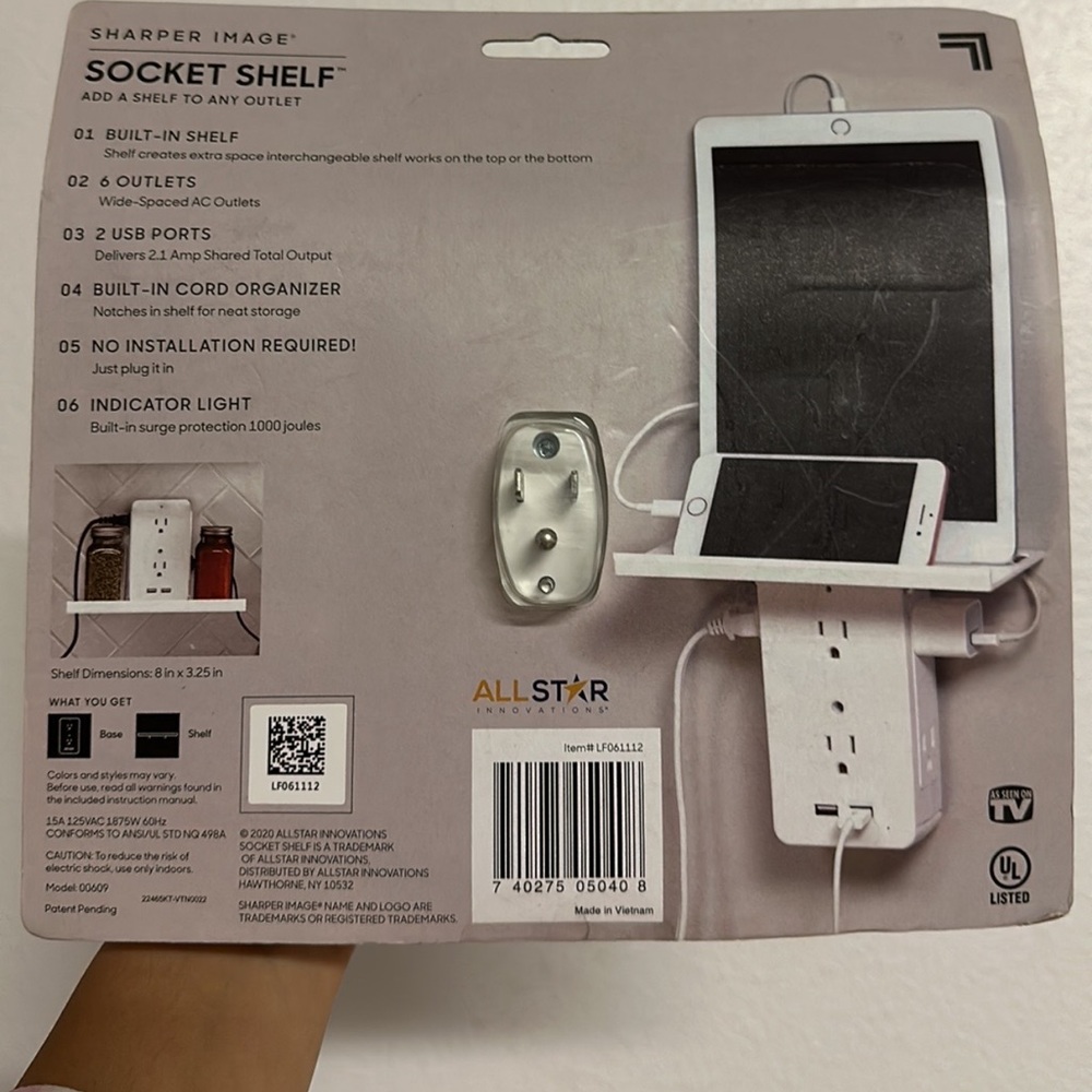 Socket shelf